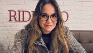 BE8E5609-1837-481F-B801-4ECBC0BE4AF6