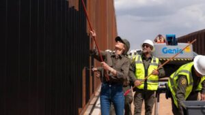 56BD315B-7D28-4653-AB3C-577A3BF59FDE