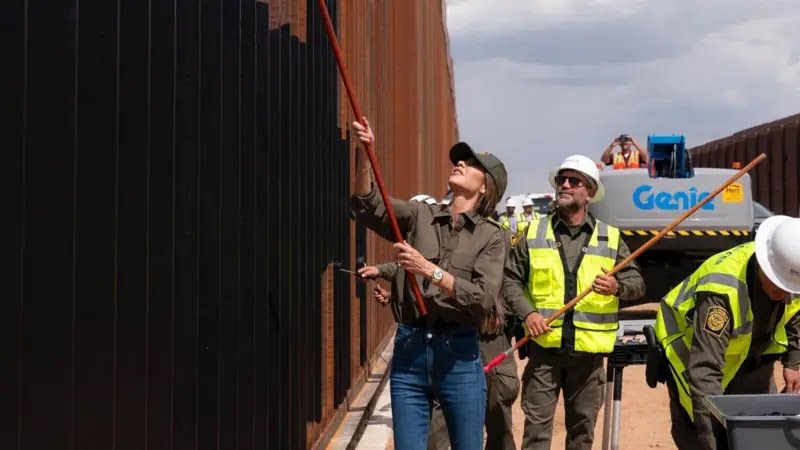 56BD315B-7D28-4653-AB3C-577A3BF59FDE