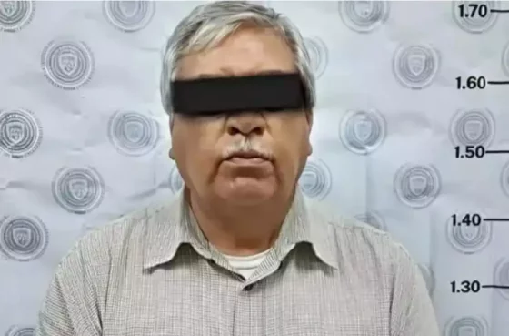 21E63601-395E-4C84-8D6D-480DA2F26D80