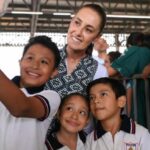 Beca Rita Cetina para uniformes y útiles llegará a 9 millones de niños