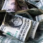 Dólar bajó de precio este martes en ventanillas; así cotizó hoy