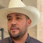 Gestiona Roberto Lucero entrega de 190 lotes para familias afectadas por las inundaciones en Casas Grandes