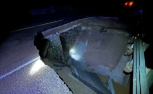 lluvias-por-monzon-mexicano-colapsan-puente-cierran-carretera-agua-prietajanos-entre-chihuahua-y-sonora_f203e721-034b-4607-aa48-87cc450b5f54_medialjnimgndimage=fullsize