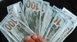 principal_precio-del-dolar-hoy-en-mexico-20-de-agosto-1741-pesos-venta